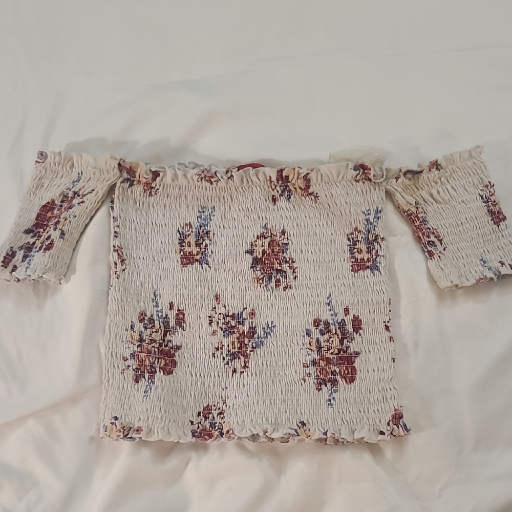 Floral Off-Shoulder Smocked Top Small